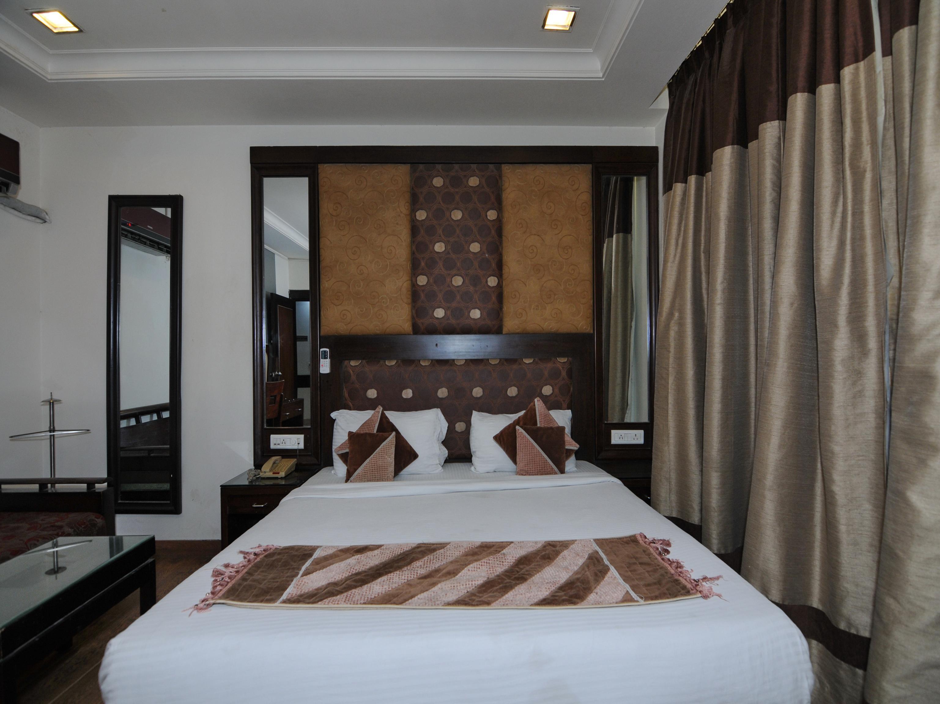 Oyo 6845 The Grand Hotel Nové Dillí Exteriér fotografie