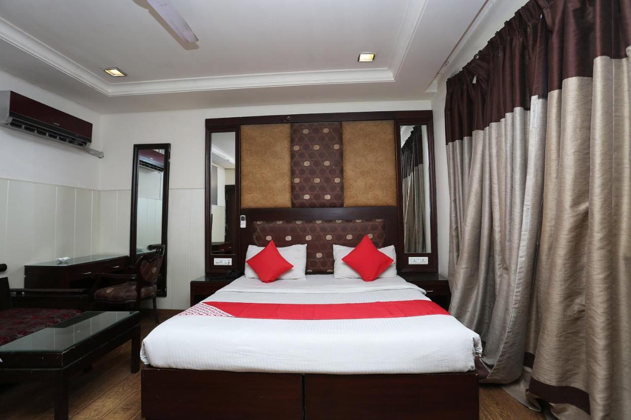 Oyo 6845 The Grand Hotel Nové Dillí Exteriér fotografie